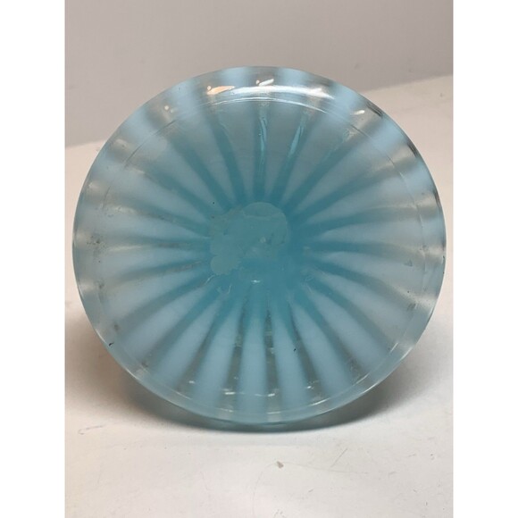 Vintage Fenton Opalescent Swirl Glass Candle Holder Blue Home Decor FLAW READ - Picture 6 of 6